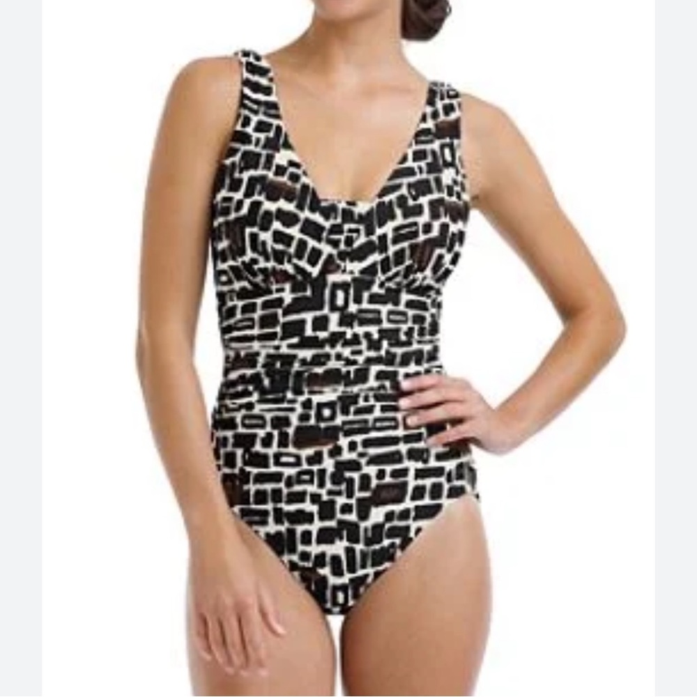 Lands' End Women's Geometric Print One Piece Swimsuit Ruched Size 12